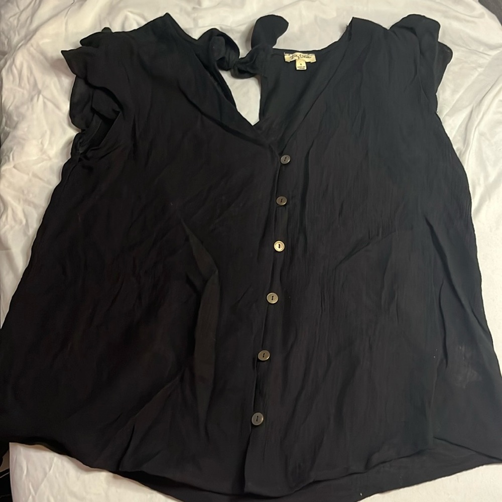 Lily White Gauzy Short Sleeve Blouse